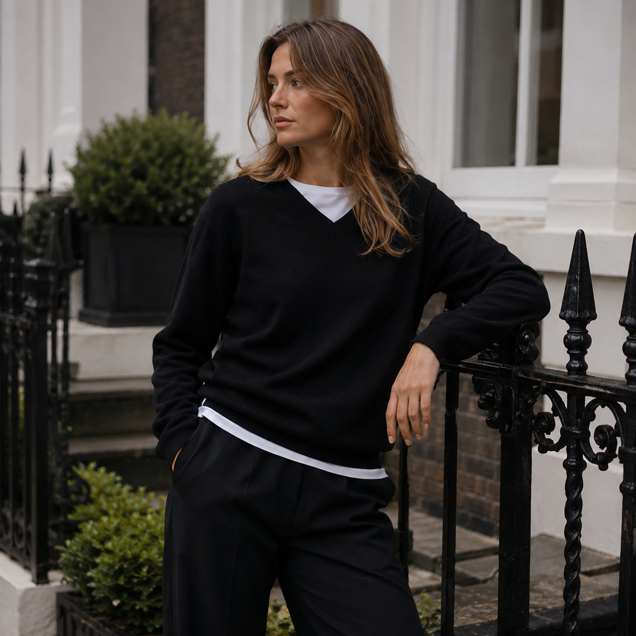 Yael Pullover